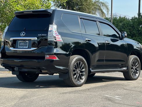 Used 2020 Lexus GX 460 Premium w/ Premium Package AWD/4WD image 8