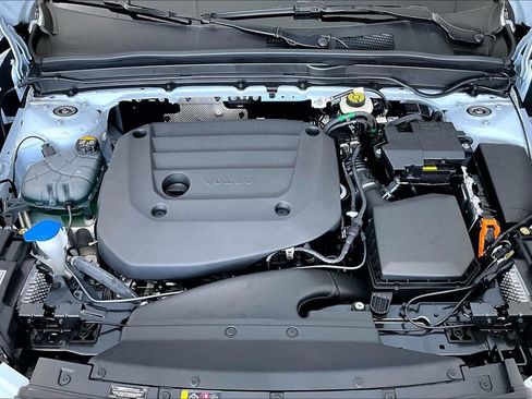 New 2026 Volvo XC40 B5 Ultra w/ Protection Package Premier AWD/4WD image 31