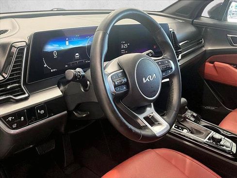 Used 2023 Kia Sportage SX FWD image 14