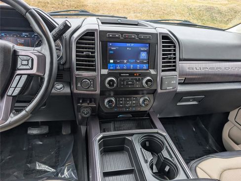 Used 2021 Ford F250 Limited image 21