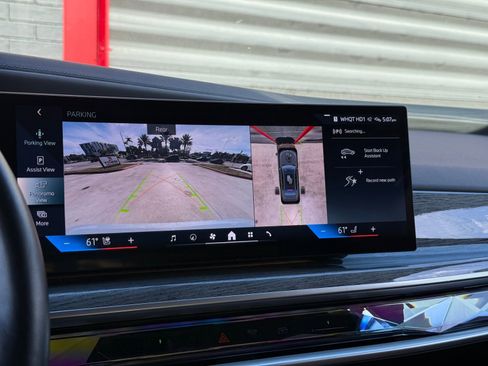 Used 2023 BMW 760i xDrive image 23