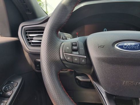 Used 2024 Ford Escape ST-Line AWD/4WD image 13
