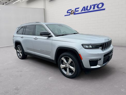 Used 2021 Jeep Grand Cherokee L Limited image 6