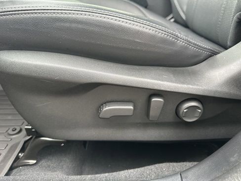 Certified 2023 Subaru Forester Limited image 12