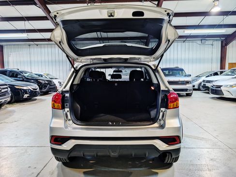 Used 2018 Mitsubishi Outlander Sport ES AWD/4WD image 21