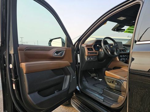 Used 2024 Chevrolet Tahoe High Country w/ Max Trailering Package AWD/4WD image 29