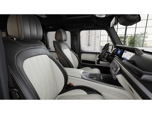 New 2026 Mercedes-Benz G 550 image 4