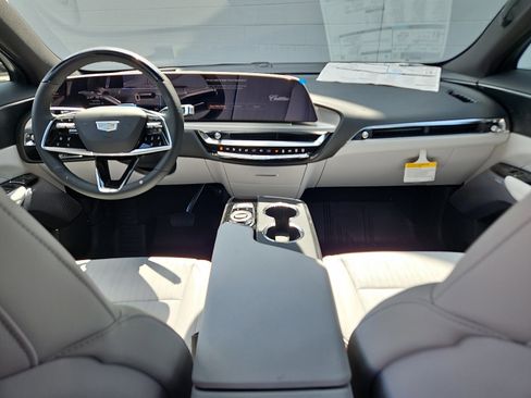 New 2026 Cadillac Lyriq Premium Sport image 9