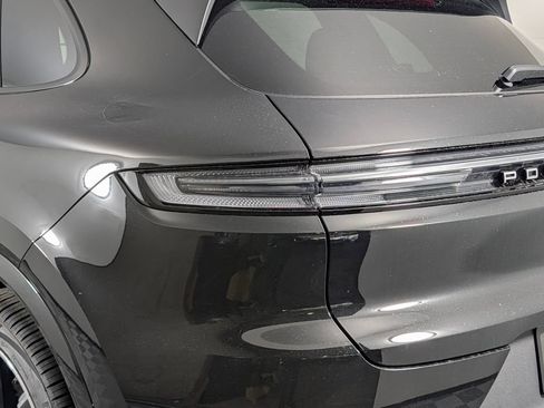 New 2026 Porsche Cayenne AWD/4WD image 16