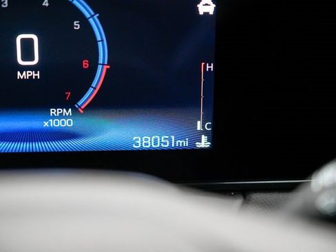 Used 2024 Chevrolet TrailBlazer LT w/ Convenience Package image 33