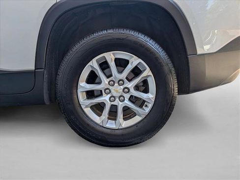 Used 2018 Chevrolet Traverse LT AWD/4WD image 21