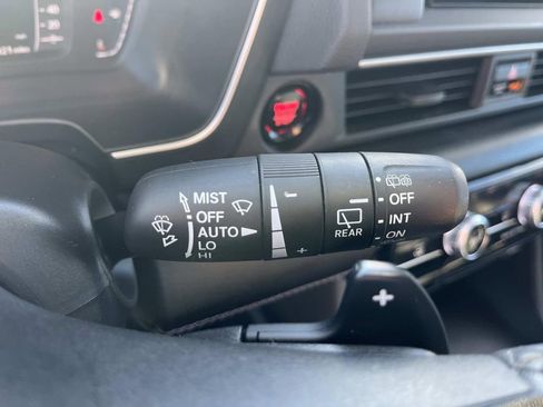 Used 2023 Honda Pilot Elite image 22