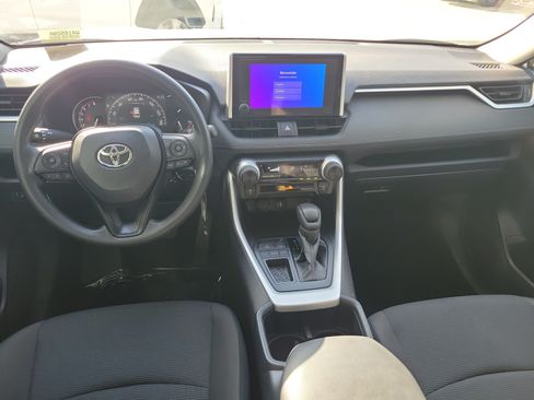 Certified 2025 Toyota RAV4 LE FWD image 16
