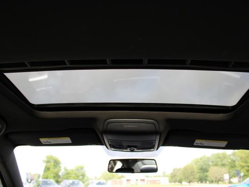 Used 2013 Volkswagen Jetta GLI Autobahn image 17