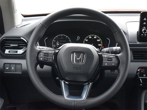 New 2025 Honda Pilot Touring image 17