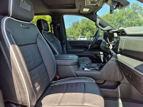 Used 2025 GMC Sierra 2500 AT4X w/ AT4X AEV Edition AWD/4WD image 40