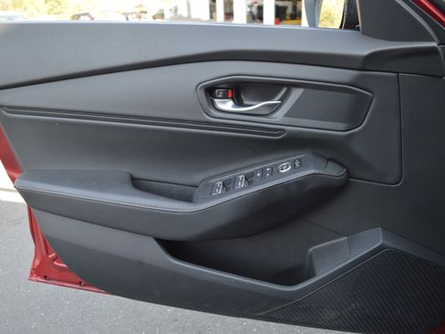 Used 2023 Honda Accord Sport image 13