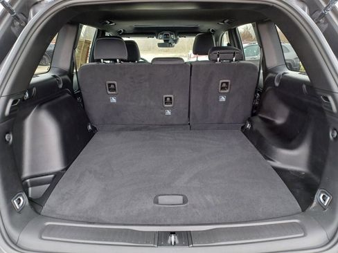 Used 2025 Jeep Grand Cherokee Laredo X AWD/4WD image 8