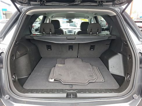 Used 2020 Chevrolet Equinox LT FWD image 27