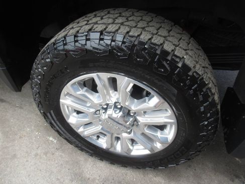 Used 2020 GMC Sierra 2500 Denali AWD/4WD image 18