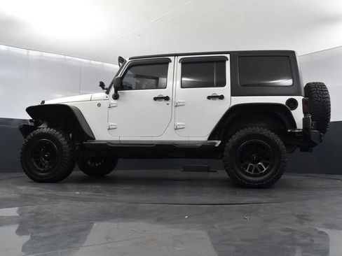 Used 2013 Jeep Wrangler Unlimited Sport AWD/4WD image 29