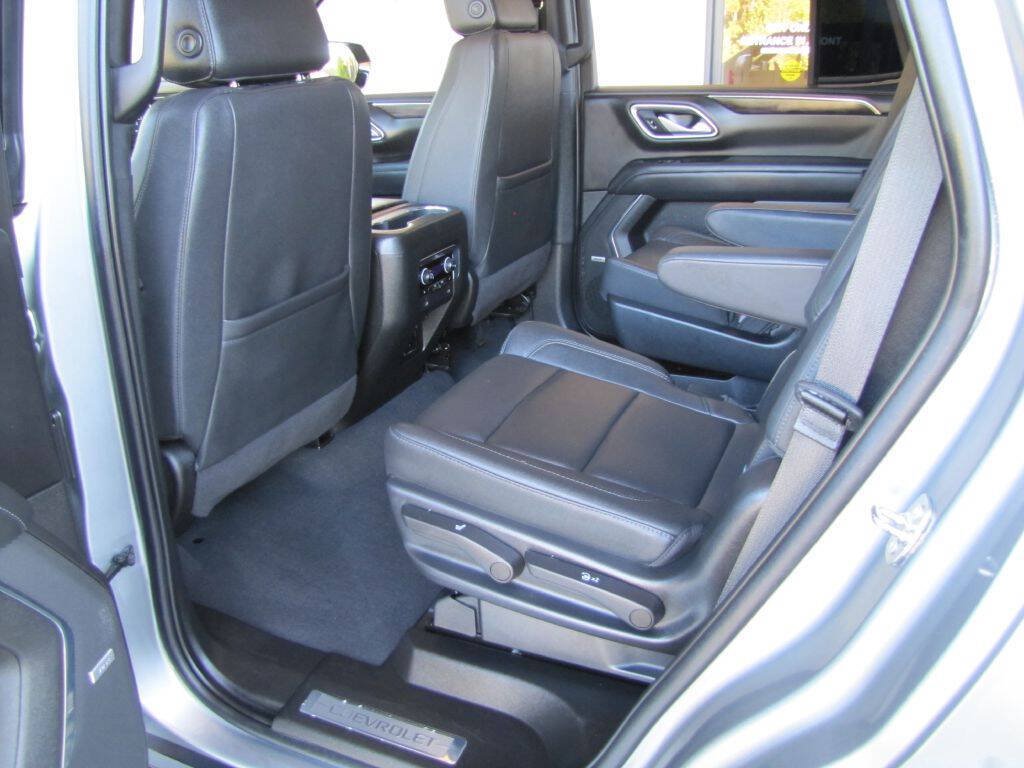 Used 2023 Chevrolet Tahoe LT w/ LT Signature Plus Package RWD image 17