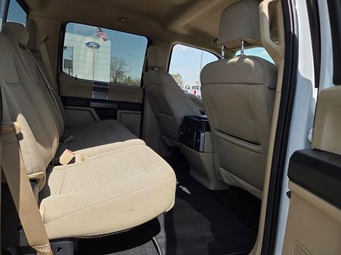 Used 2018 Ford F150 XLT w/ Equipment Group 302A Luxury image 11