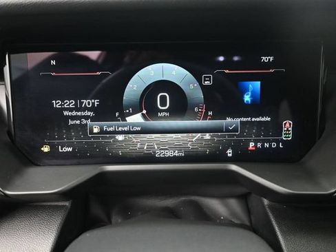 Used 2025 GMC Acadia Elevation FWD image 4