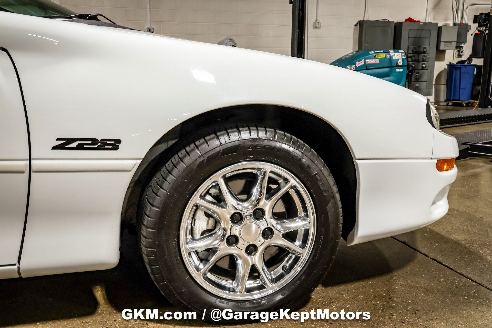 Used 2002 Chevrolet Camaro Z28 RWD image 65