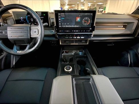 Used 2024 GMC Hummer EV 3X image 15