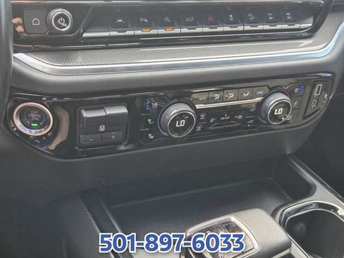 Used 2022 Chevrolet Silverado 1500 ZR2 w/ Technology Package AWD/4WD image 22