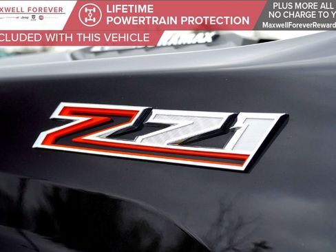 Used 2024 Chevrolet Silverado 2500 LTZ w/ LTZ Convenience Package image 10