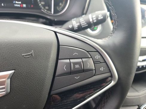 Used 2025 Cadillac XT5 Premium Luxury image 23