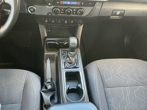 Used 2017 Toyota Tacoma TRD Sport w/ Premium & Technology Package RWD image 25