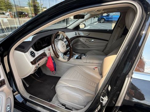 Used 2019 Mercedes-Benz S 560 4MATIC Sedan image 2