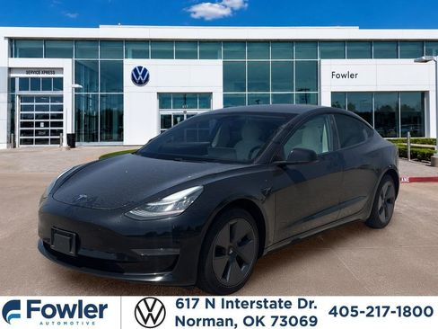 Used 2021 Tesla Model 3 Standard Range Plus RWD image 1
