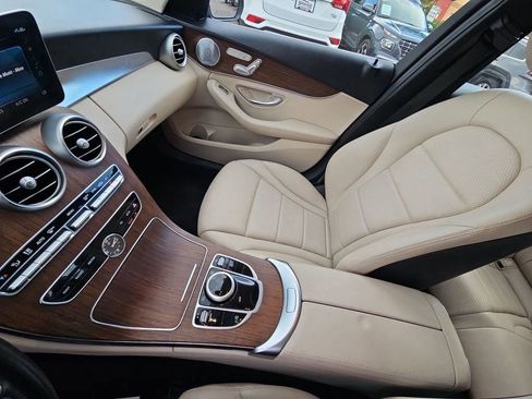 Used 2021 Mercedes-Benz C 300 4MATIC Sedan w/ Premium Package image 17