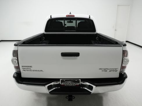 Used 2012 Toyota Tacoma PreRunner image 5