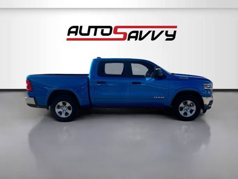 Used 2025 RAM 1500 Big Horn AWD/4WD image 8