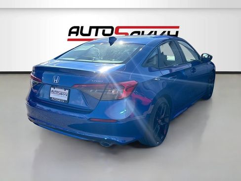 Used 2023 Honda Civic Sport image 7