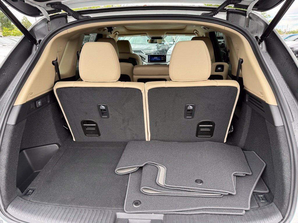 Certified 2026 Acura MDX SH-AWD image 18