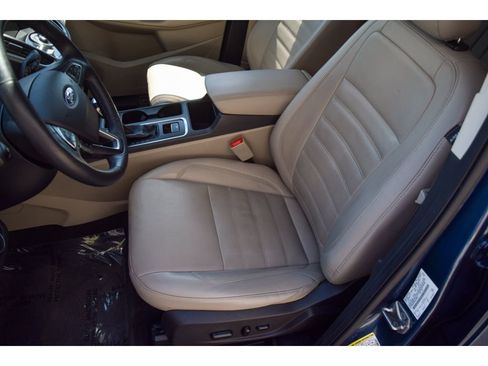 Used 2018 Ford Escape Titanium FWD image 14