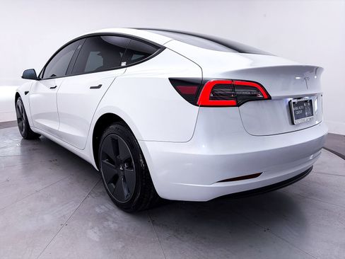 Used 2023 Tesla Model 3 Standard Range RWD image 12