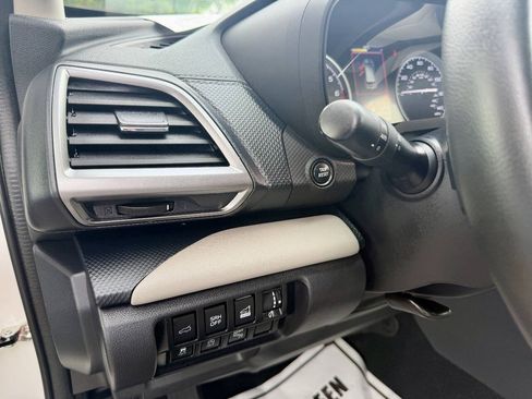 Used 2023 Subaru Forester Limited w/ Popular Package #3 AWD/4WD image 41
