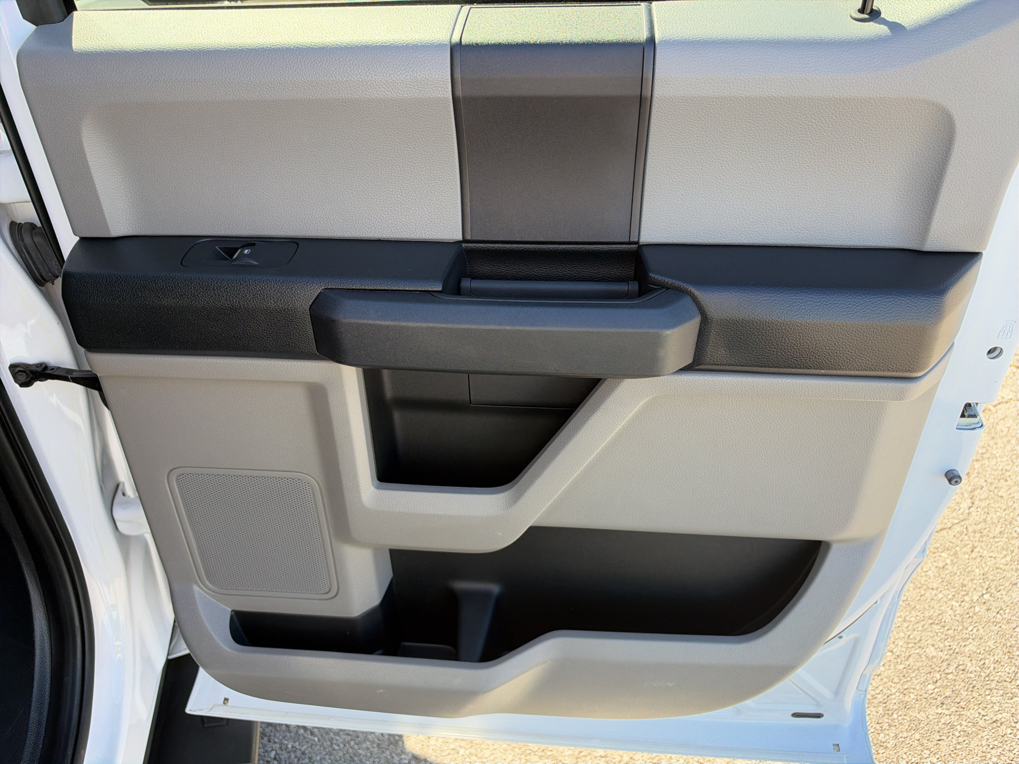 Used 2019 Ford F150 XL w/ Equipment Group 101A Mid RWD image 23