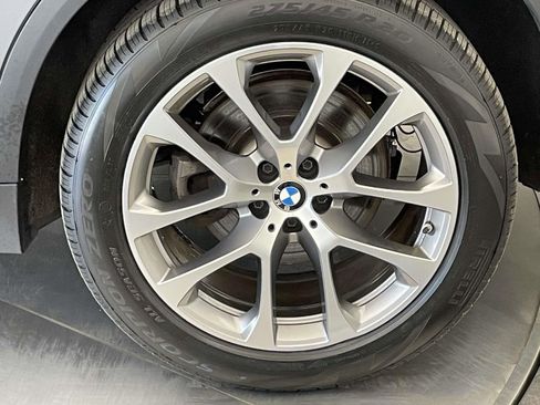 Used 2024 BMW X5 xDrive40i w/ Premium Package AWD/4WD image 12