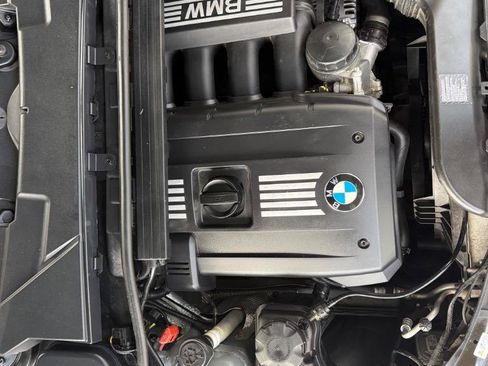 Used 2013 BMW 328i xDrive Coupe AWD/4WD image 46
