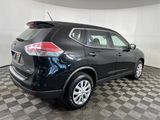Used 2016 Nissan Rogue S image 3