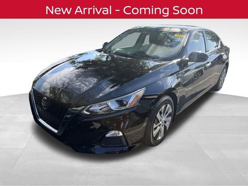 Used 2020 Nissan Altima 2.5 S FWD image 2