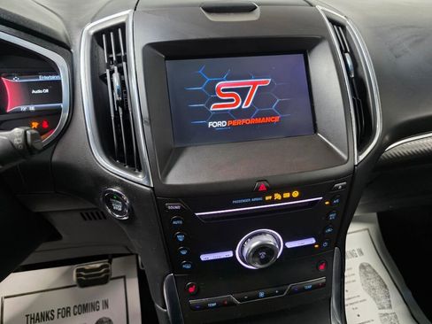Used 2019 Ford Edge ST w/ Convenience Package AWD/4WD image 12